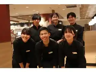 https://arbaito.skylark.co.jp/csaiyo/f1dr/m_images/show/02/12892/649892/ts/1756085041/image.jpg