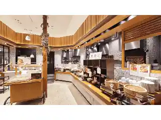 https://arbaito.skylark.co.jp/csaiyo/f1dr/m_images/show/02/198258/631636/ts/1746166375/image.jpg