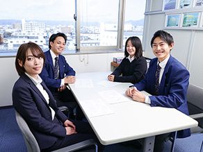 https://ari2626.saiyo-job.jp/csaiyo/wg3c/m_images/show/02/S001/211/ts/1715822360/image.jpg