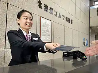 https://classicgolf.saiyo-job.jp/csaiyo/v32b/m_images/show/02/B002/1064/ts/1743397289/image.jpg