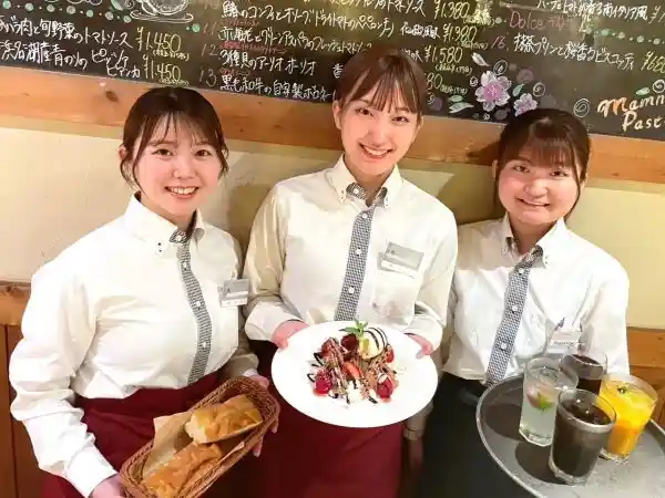https://giraud.saiyo-job.jp/csaiyo/bfr9/m_images/show/02/344/1352/ts/1751968231/image.jpg