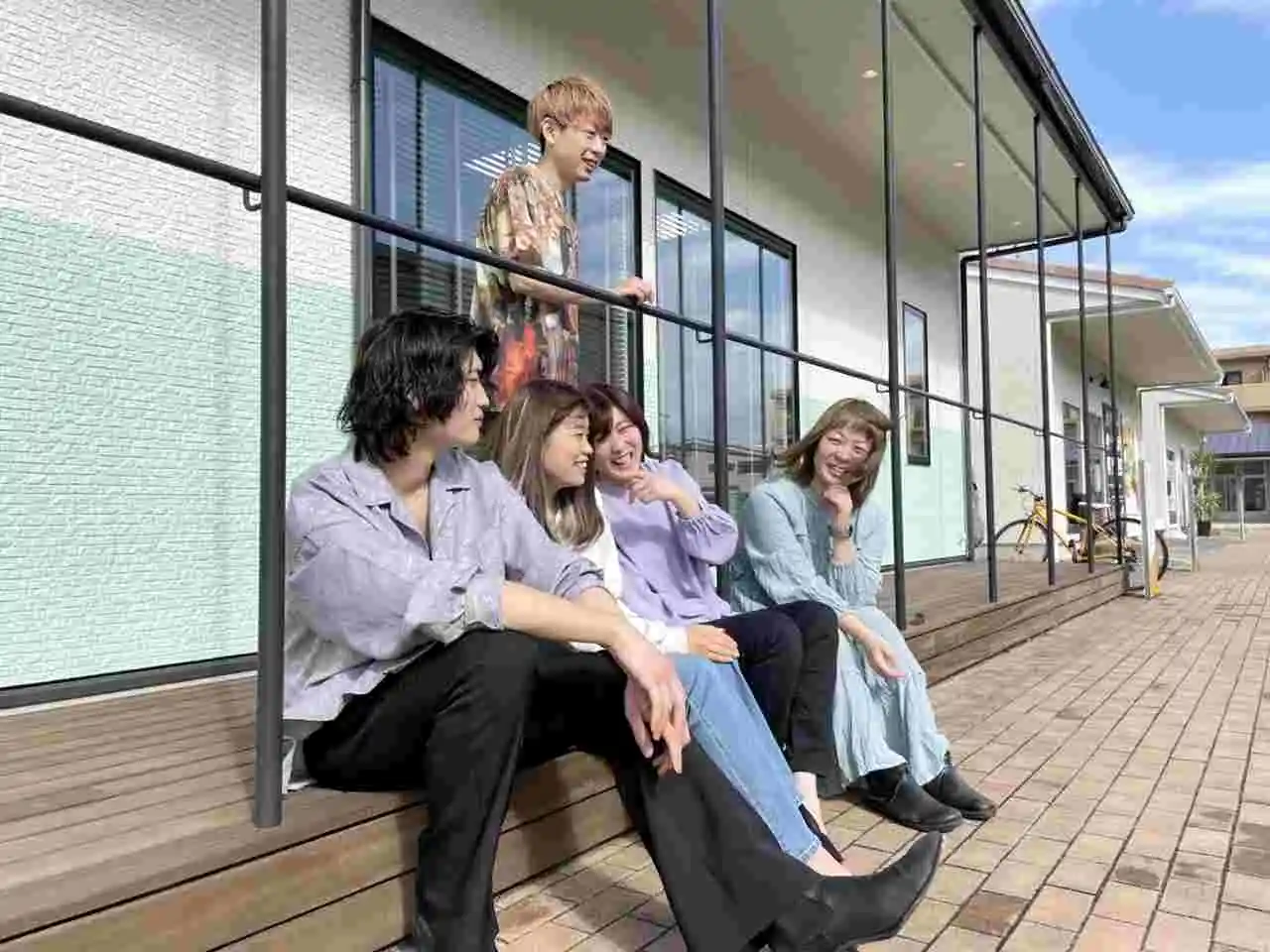 https://hairmake-earth.saiyo-job.jp/csaiyo/p5my/m_images/show/02/19/8132/ts/1678070779/image.jpg