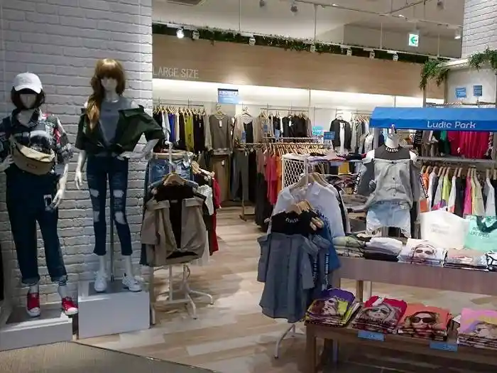 https://hitomgr.jp/csaiyo/7y9l/m_images/show/02/10-602/ts/1756163421/image.jpg