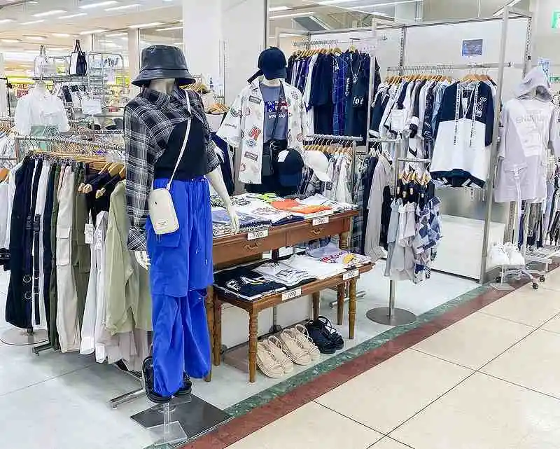 https://hitomgr.jp/csaiyo/7y9l/m_images/show/02/10-68/ts/1753691298/image.jpg