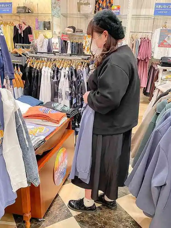 https://hitomgr.jp/csaiyo/7y9l/m_images/show/02/10-800/ts/1750220217/image.jpg