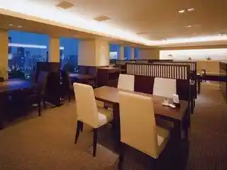 https://minokichi.saiyo-job.jp/csaiyo/d7km/m_images/show/02/A025/259/ts/1742357916/image.jpg